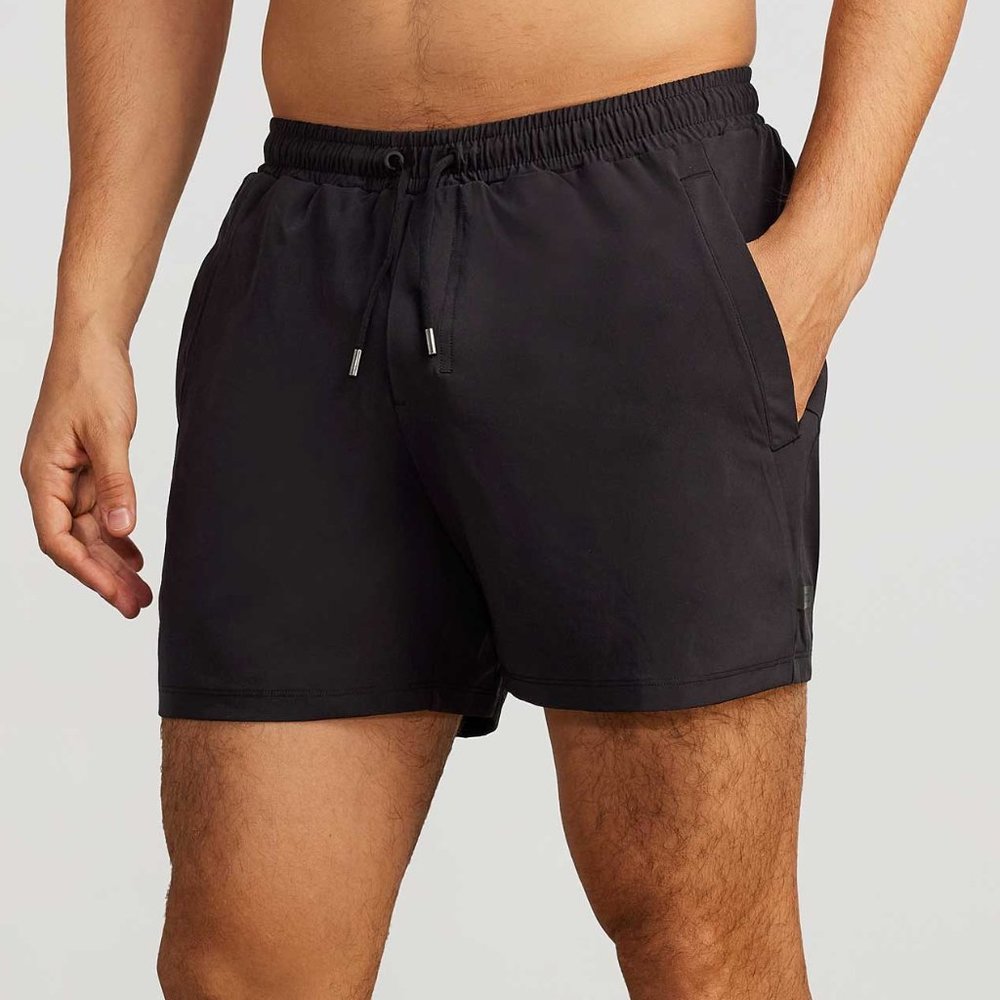 NWT STORI Men's Tred 5" short with liner